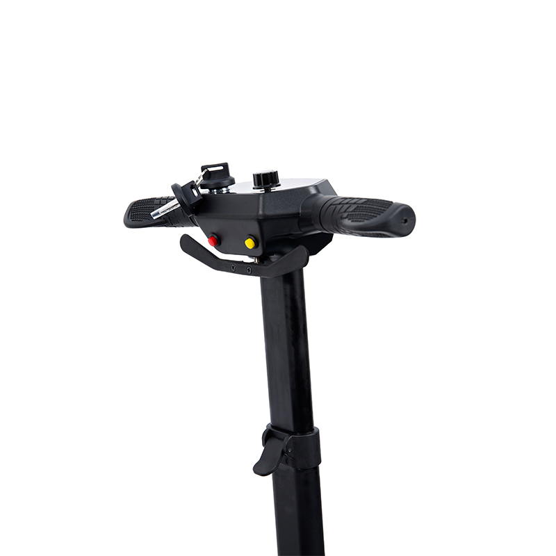 YL-211 Skuter Elektrik Pelancong 4 Roda untuk Warga Emas dengan Lampu Depan LED, Bakul